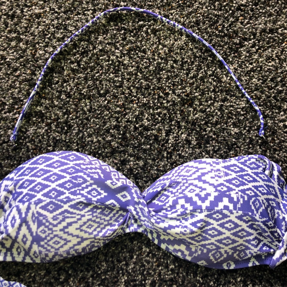 Aztec bikini - Picture 2 of 5